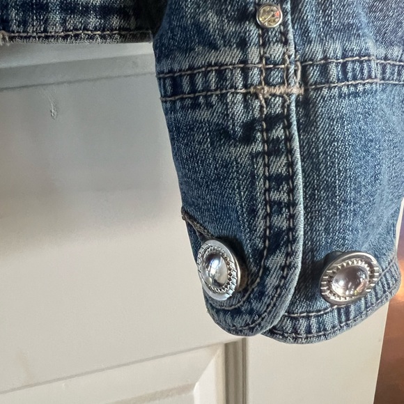 Jean jacket - Picture 3 of 8